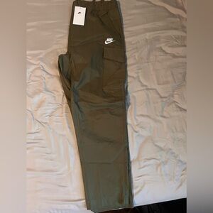 Mens Nike Cargo pants